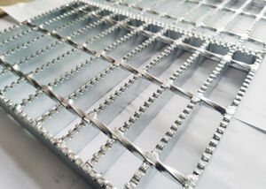 Serrated قسم Fabricate اسٽيل Grating